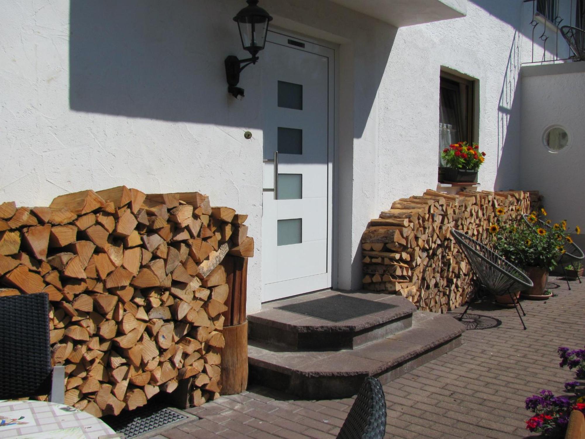 #7 Ferienhaus Mit Schlossblick Trunkelsberg Fuer Max 6 Personen,Kueche Komplett Eingerichtet, 2 Baeder 3 Schlafzimmer Top-Ausstattung מראה חיצוני תמונה